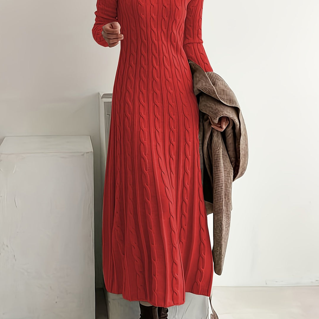 Carmen | Bequemes Zopfstrick-Maxikleid