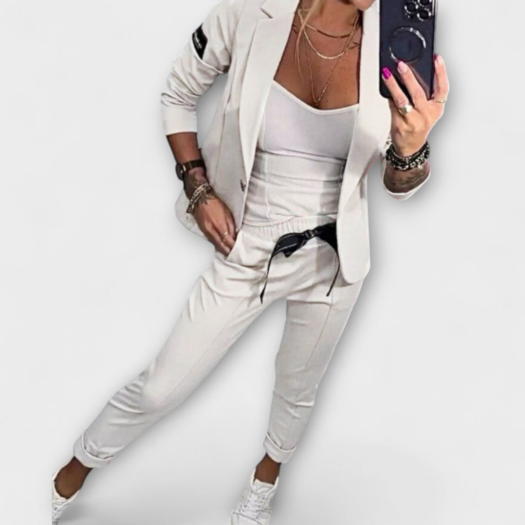 Silja | Elegantes Set aus Oberteil, Jacke und Hose
