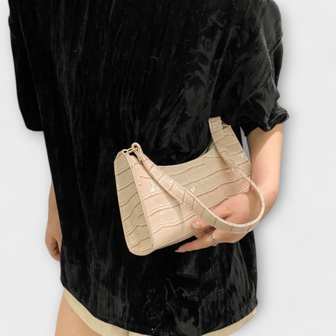 Walburga | Ledertasche mit glänzendem Finish