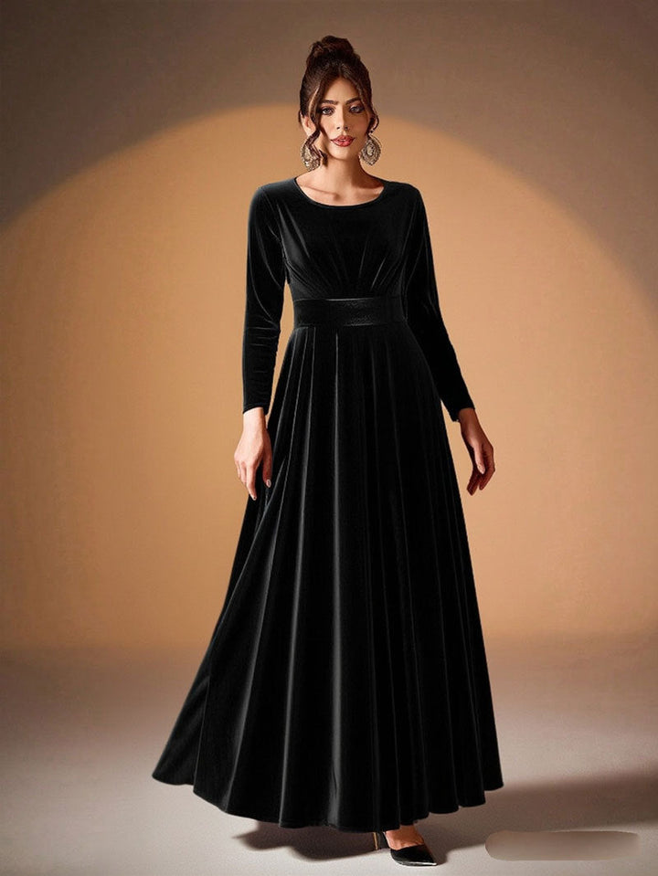 Madlaina | Samt-Maxikleid mit langen Ärmeln