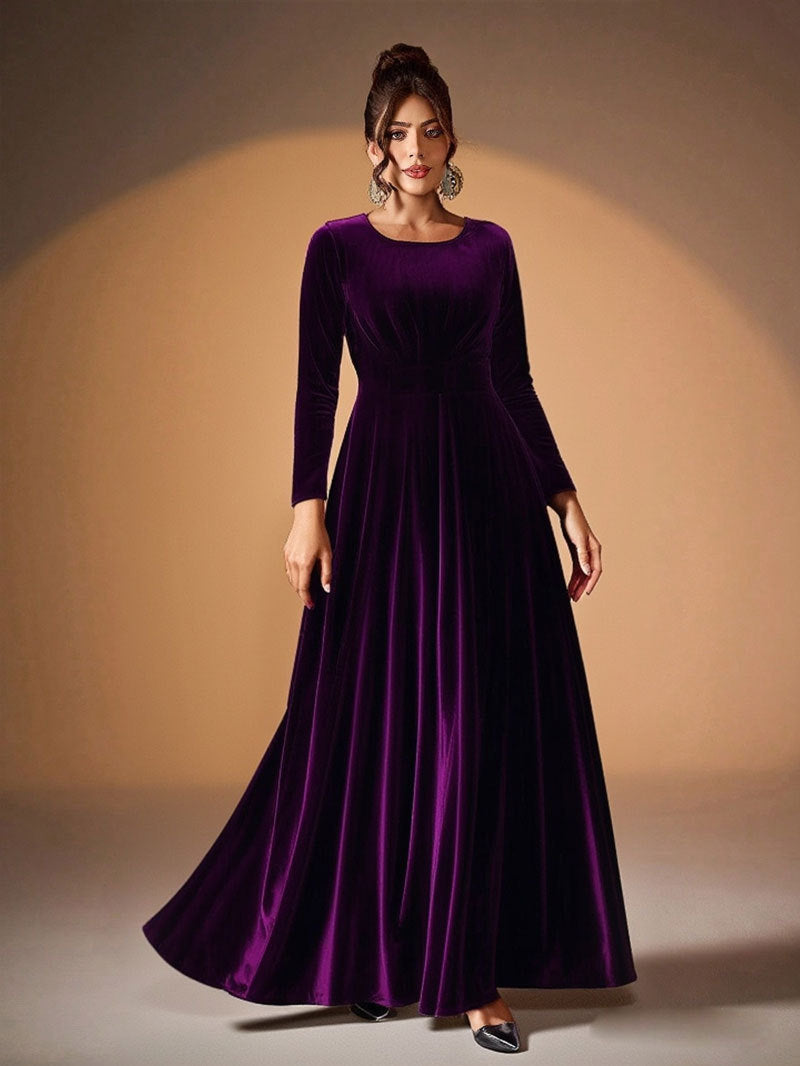 Madlaina | Samt-Maxikleid mit langen Ärmeln