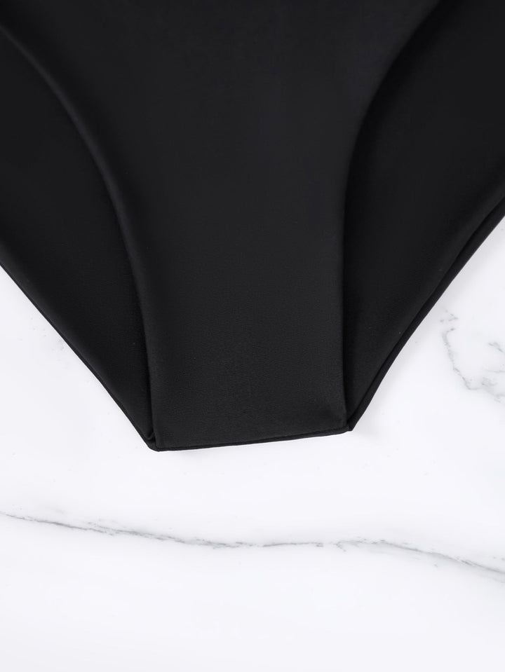Marianne | Zweiteiliges Bikini-Set mit Frontknoten