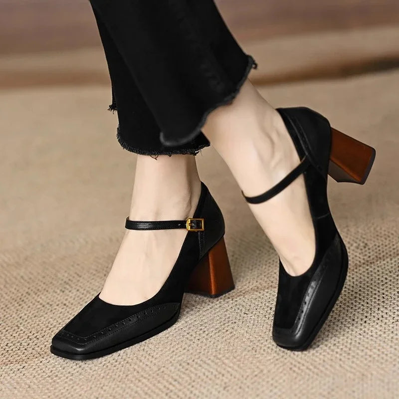 Ava | Klassische Pumps