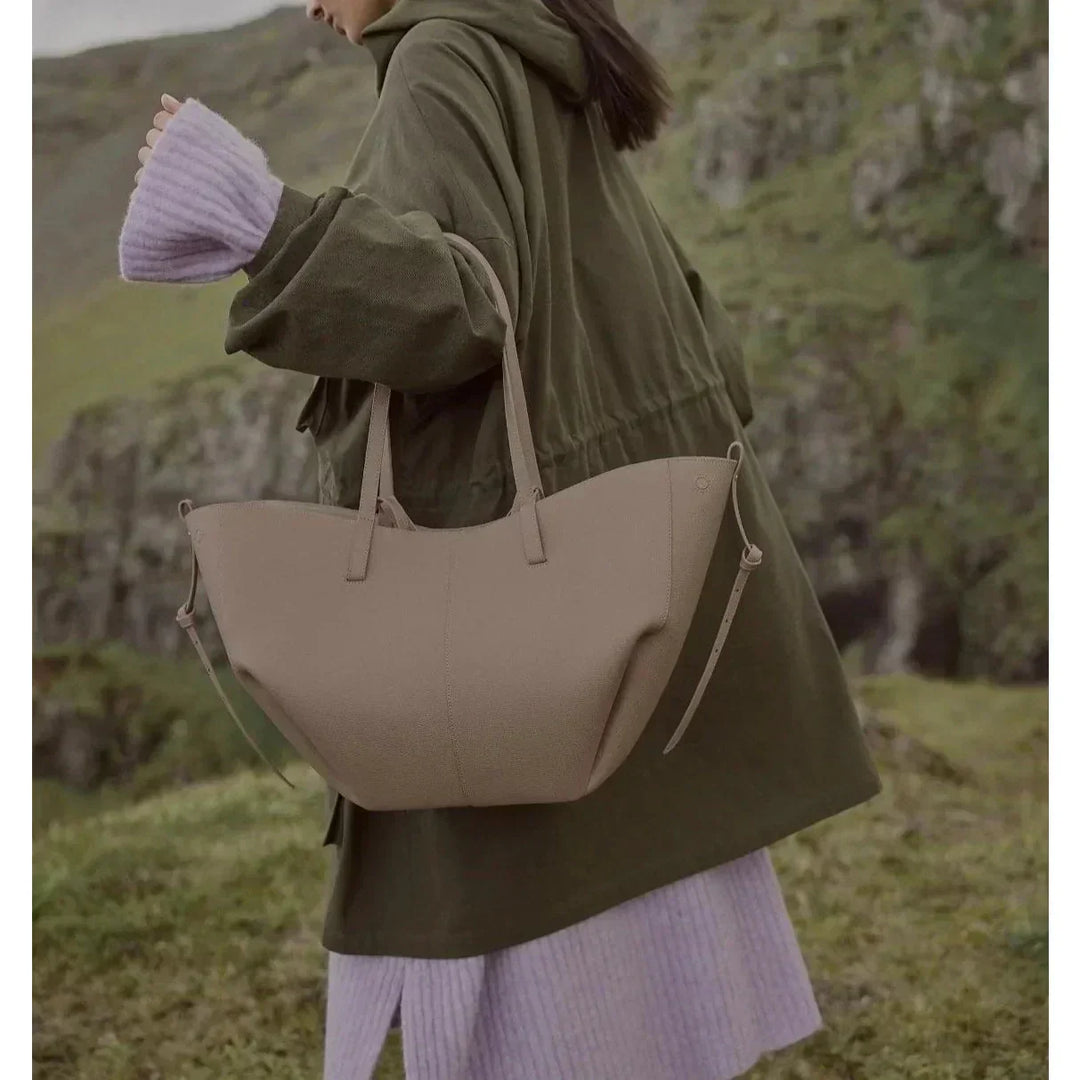 Sarah | Elegante geräumige Tasche