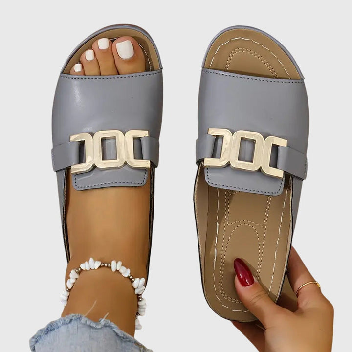 Giulia | Bequeme Sandalen mit Schnalle