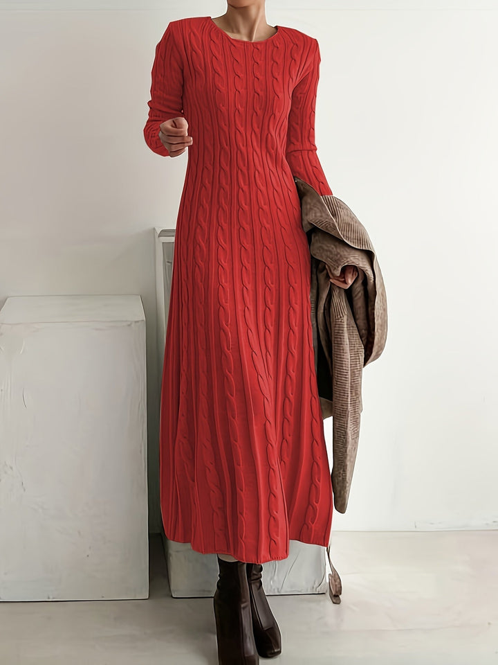 Carmen | Bequemes Zopfstrick-Maxikleid